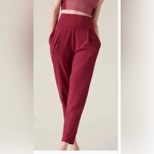 Athleta Elation Pant in Coffeeberry Red 533562 Powervita Women's Size M